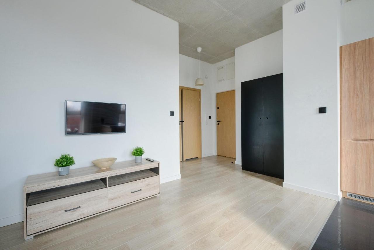 Za Cafe Peron, Patriotów 303a Apartament Warszawa